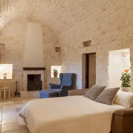 Trullo Badessa Villa